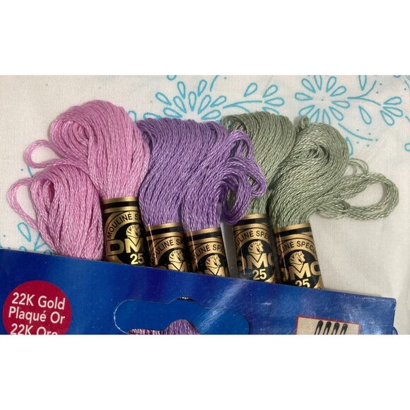 Dimensions Daisy Monogram 73050 2 Std Pillow Case 22K Gold 4 Needles 6 DMC Floss - Picture 5 of 11